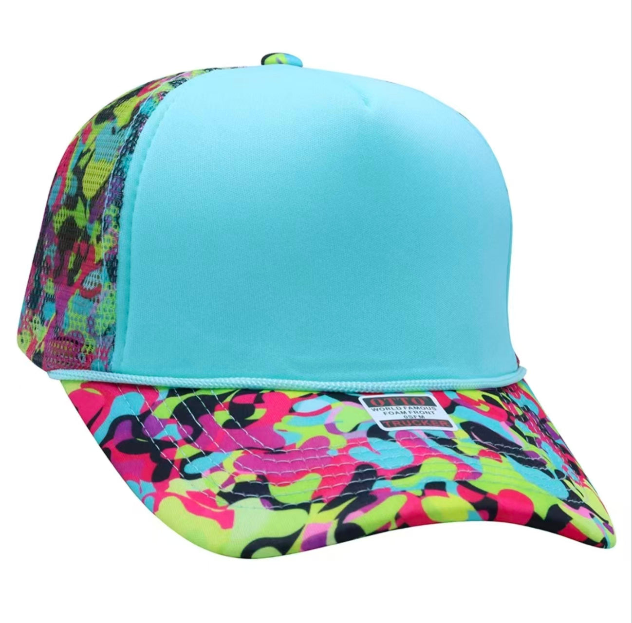 Camouflage brimmed mesh cap