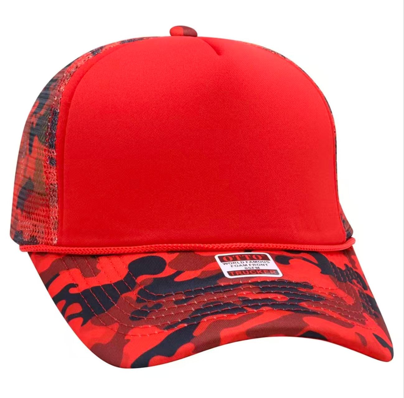 Camouflage brimmed mesh cap